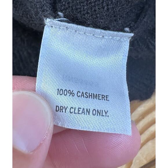 John W Nordstrom Cashmere V Neck Sweater Size Large Men’s Black - Picture 4 of 7